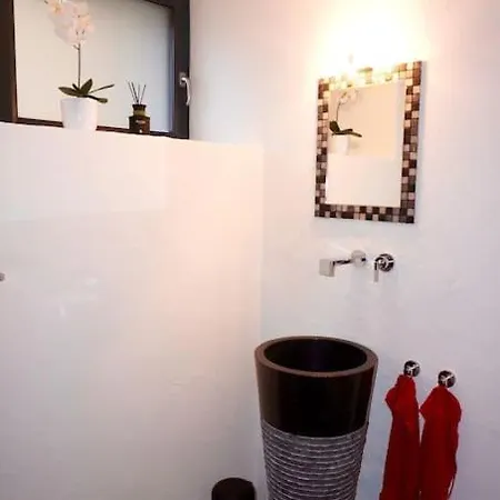 아파트 Beau Dans Ancienne Grange Renovee.