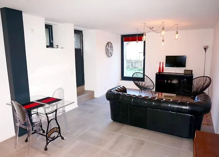 Beau Dans Ancienne Grange Renovee. *