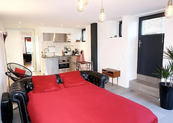 Beau Dans Ancienne Grange Renovee. *