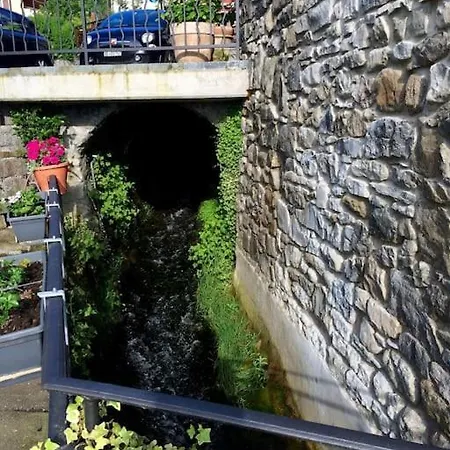 Beau Dans Ancienne Grange Renovee. Apartamento *